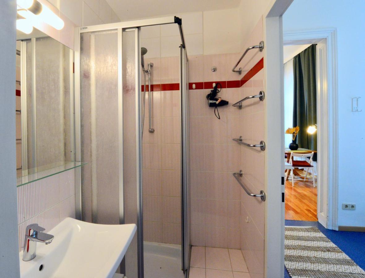 Charming With Balcony In Hip & Trendy Margareten Viena Exterior foto